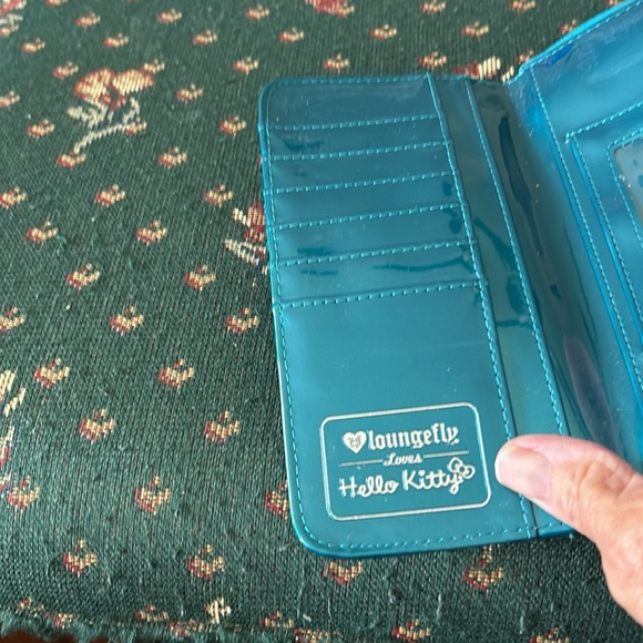 Hello Kitty lounge fly wallet, snap closure with extra zipper part turquoise - Picture 4 of 9